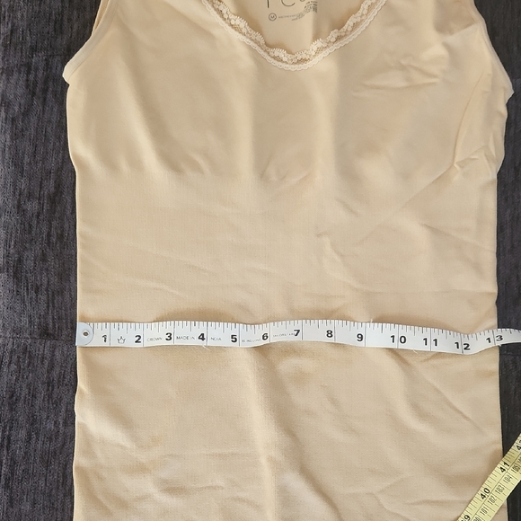 Real Shapewear Tank Top Medium Beige Tan - Picture 10 of 17
